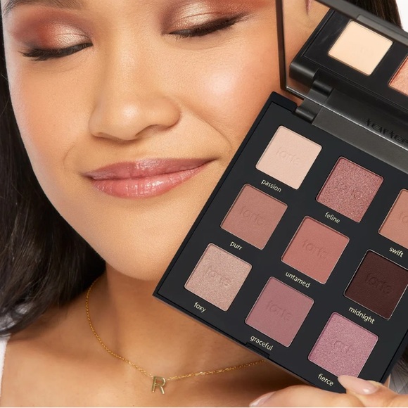 Tarte Maneater Palette - Picture 2 of 3